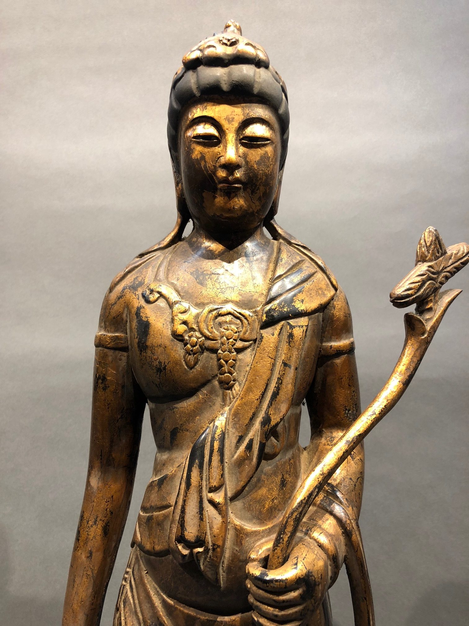 Japanese Gilded Wood Kannon Statue – Kuraya