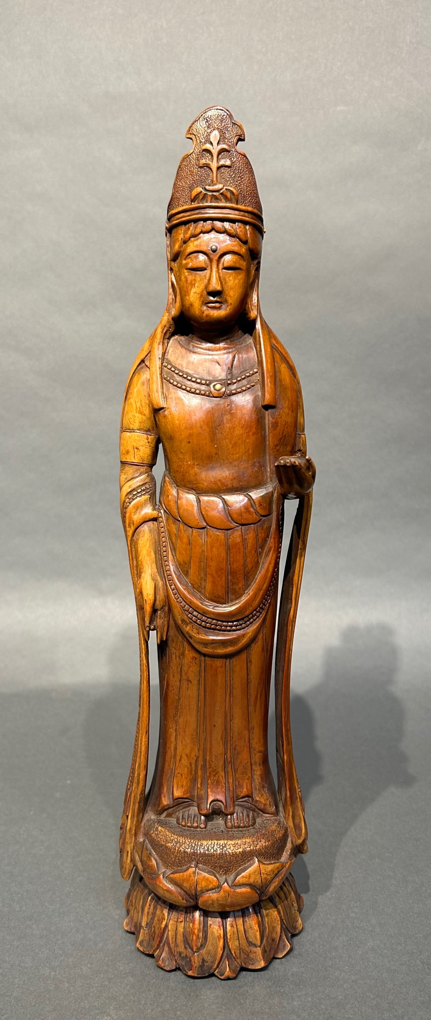 Antique Chinese Wood Carving Of Kannon Kuraya