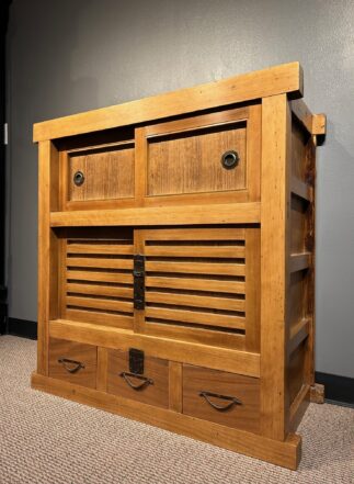 Antique Tansu Japan furniture 1800s carpenter craft cabinet