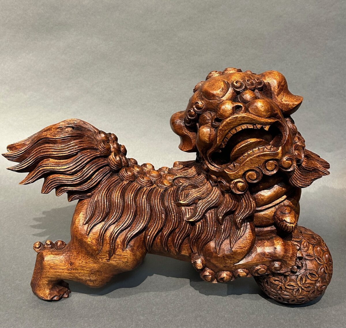 Antique Dog Carving, Burl high quality Wood